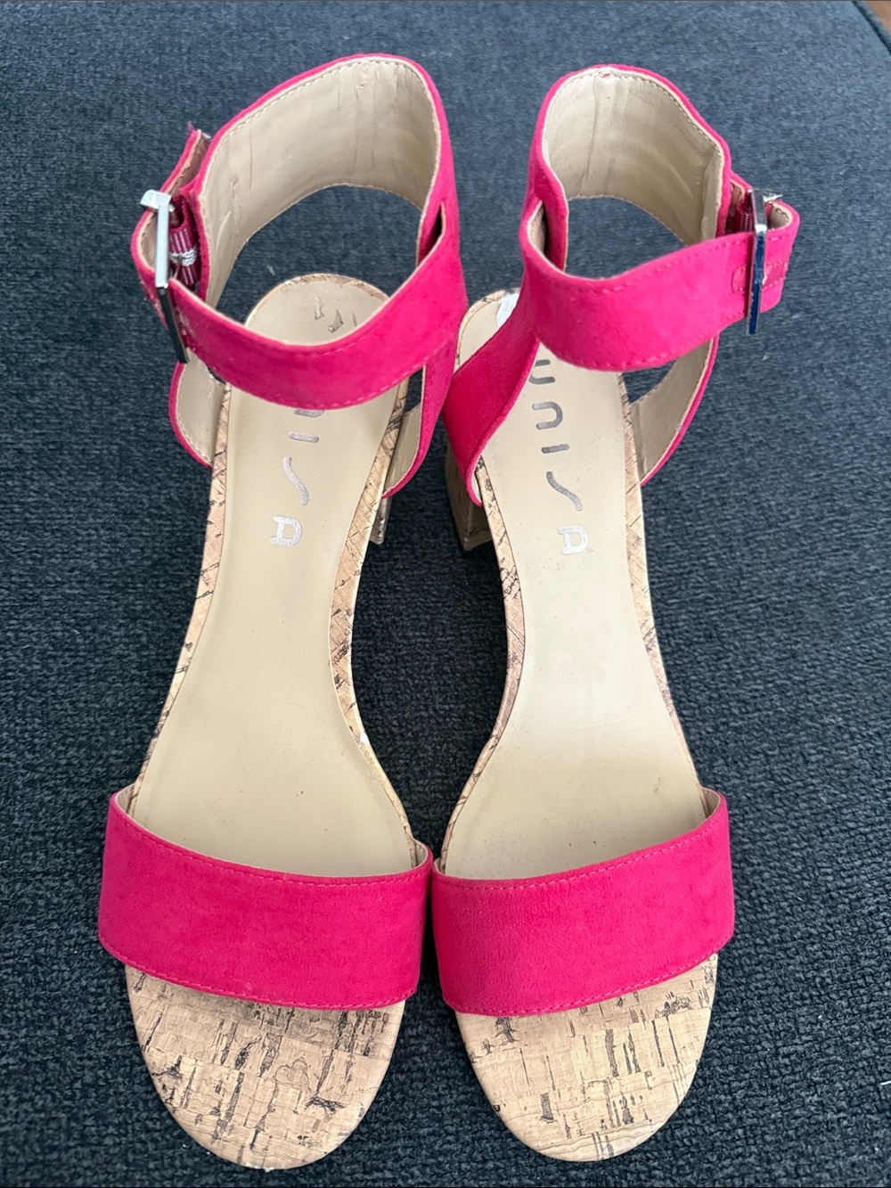 Women’s Unisa Pink Ankle-Strap Heeled Sandals. Sz 9.5